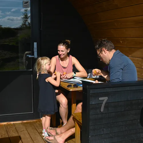 Annebergs Limtræ Natursuiter Hytter Terrasse Familie